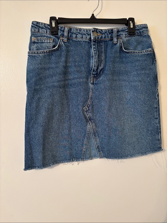 Zara Dresses & Skirts - Zara Blue Denim Mini Skirt with Frayed Hem L